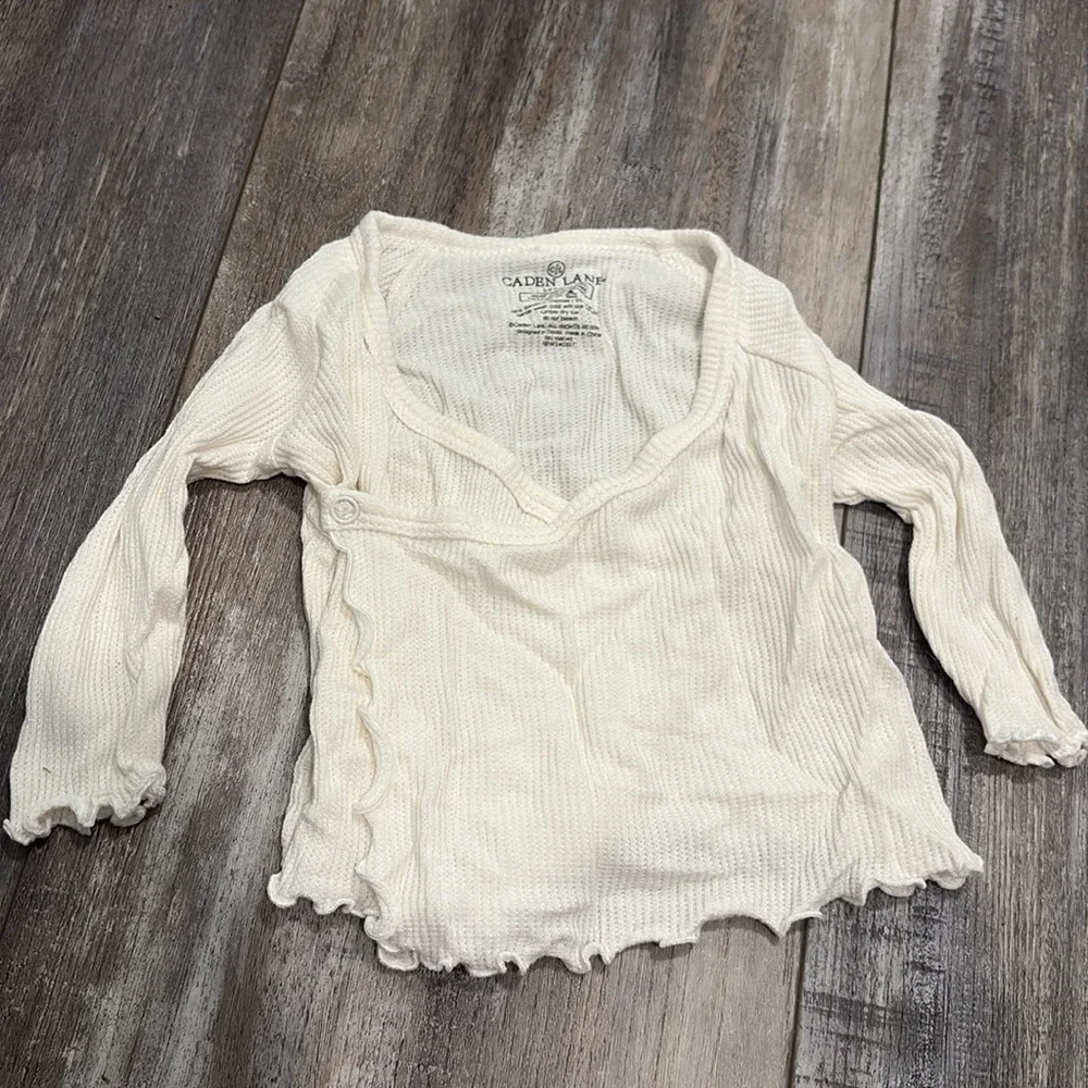 Caden Lane 2PC WAFFLE CROSSOVER TOP & BOTTOM  - Almond 3-6 months